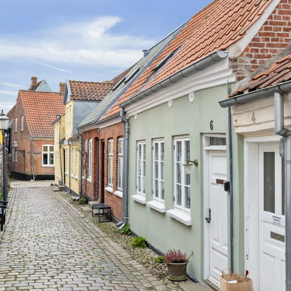 Ribe Mæglerne præsenterer charmerende byhus til salg i Ribe