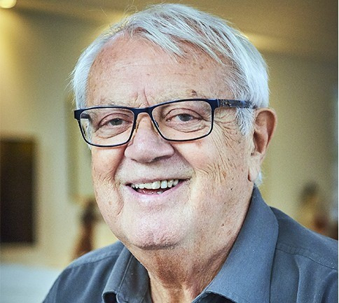 Per Pallesen deler sine historier i Silkeborg