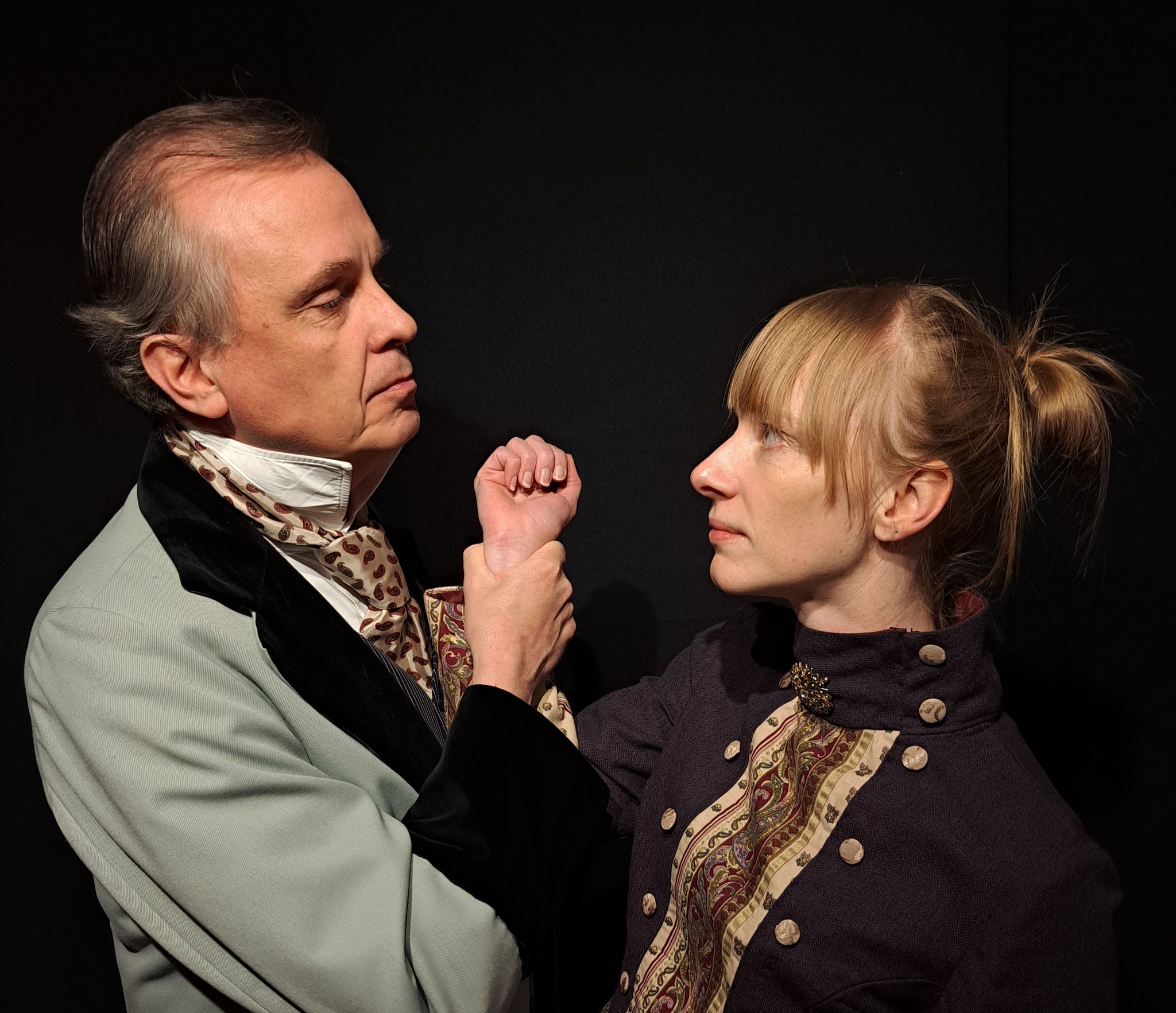 Gaslys: Et psykologisk drama på Stavtrupscenen