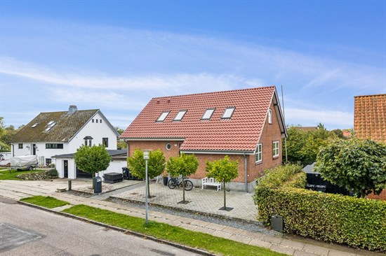 Midtkobbel 6 og 1 anden boliger er kommet til salg denne uge i Sønderborg - se boligerne her.