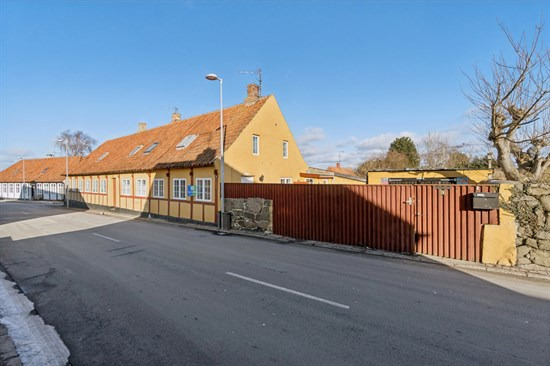 Lyrsbyvej 38 er til salg for kun 995.000 kr.: Se de billigste boliger til salg i Svaneke her