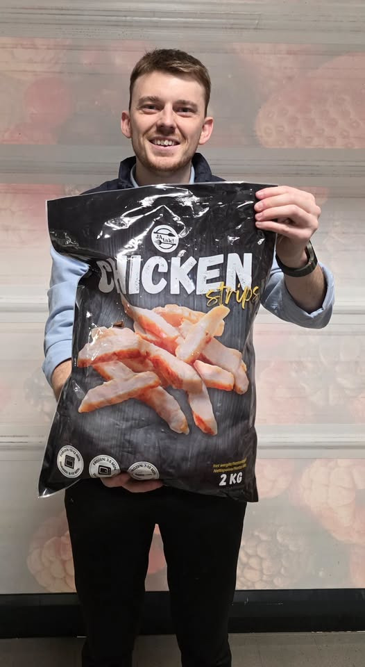 SPAR Skejby tilbyder 2 kg tilberedte kyllingestrimler for 95 kr.