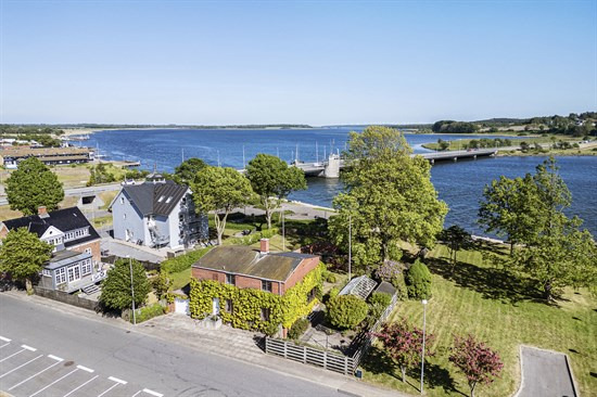 Havnevej 3 og 2 andre boliger er kommet til salg denne uge i Hadsund - se boligerne her.