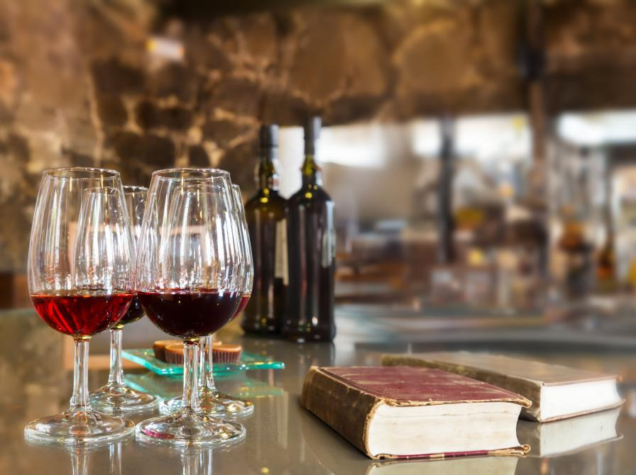 Poesiugen på Skjern Bibliotek: En rejse gennem ord og sanser