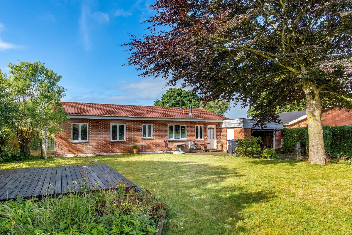 Kort afstand til indkøb, natur og Holstebro centrum