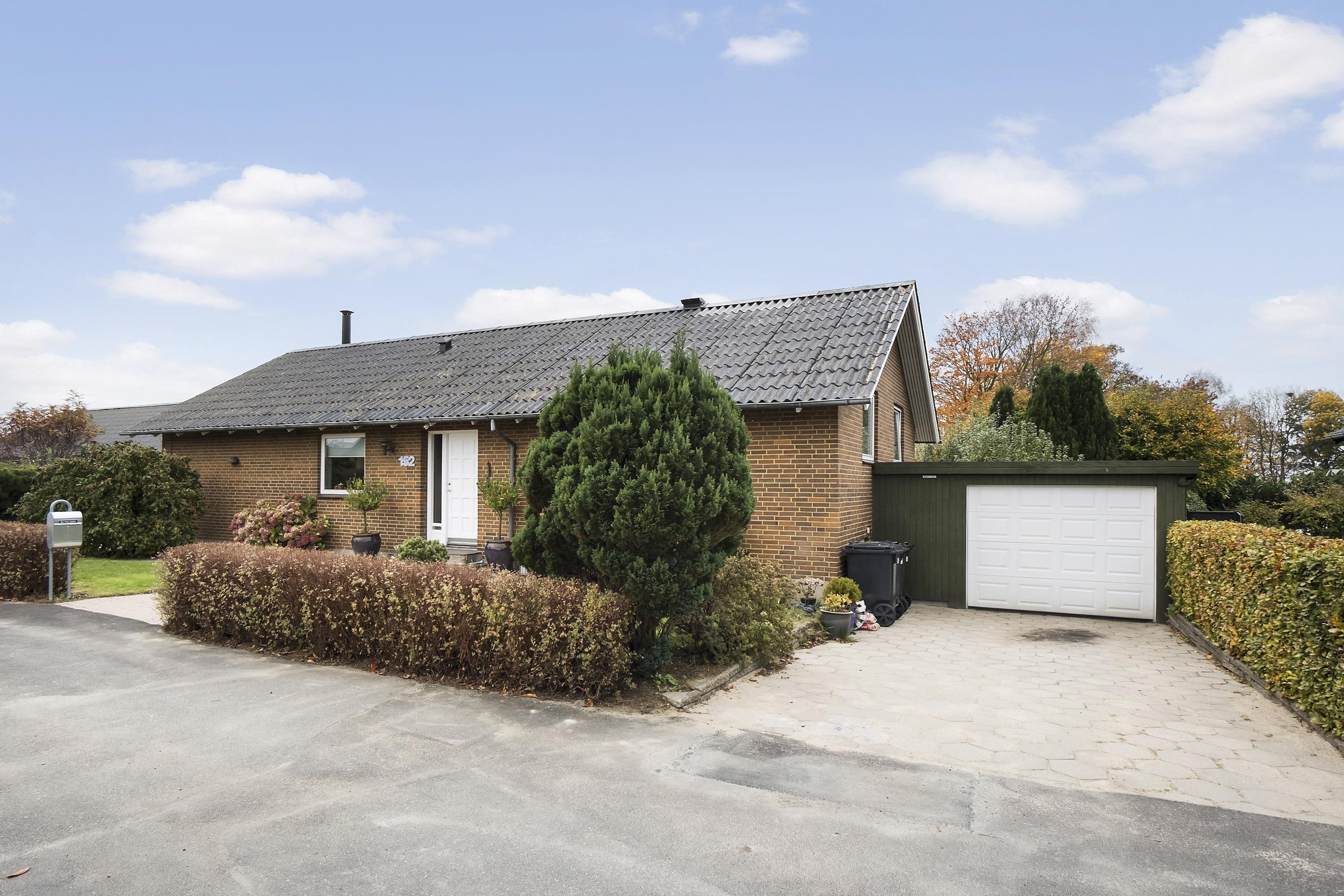 Villa i forskudte plan beliggende i det eftertragtede Hollænderkvarter