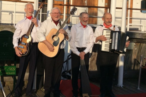 Forårsfest med Claus Pries i Solrød Senior Klub