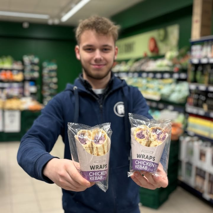 Ny wrap med kyllingekebab hos REMA 1000 Karrebækvej klar til frokost