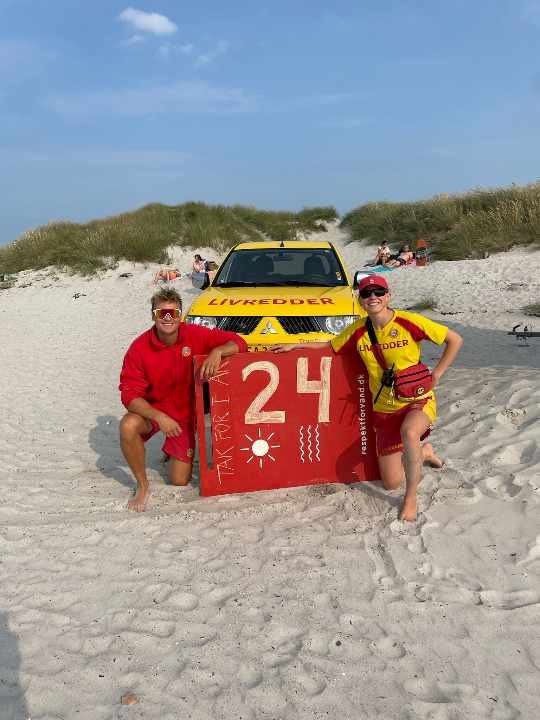 Livredderne på Gudmindrup Strand takker af for i år: Vinden skabte farlige situationer for badegæsterne