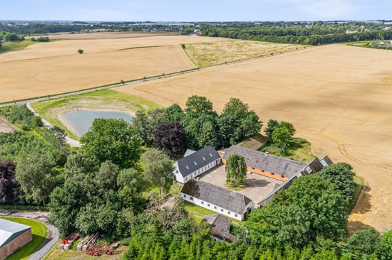 Top 6 over dyreste boliger til salg i Gedved. Priser op til 3.598.000 kr