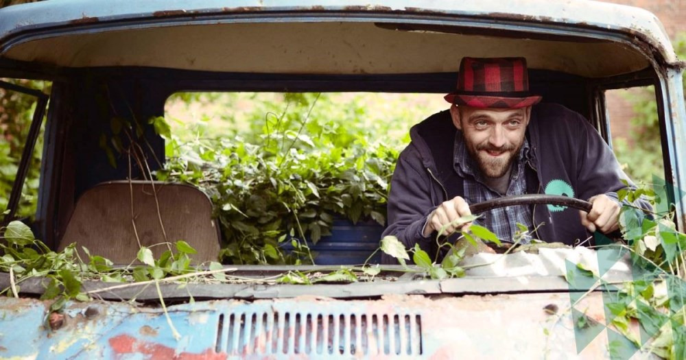 Bo Evers vender tilbage til Cafe Støj