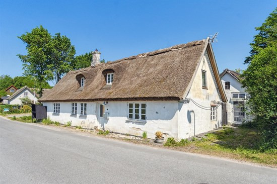 Brederødvej 21 og 1 anden boliger er kommet til salg denne uge i Frederiksværk - se boligerne her.