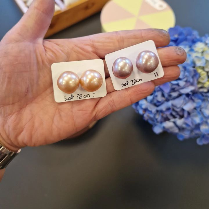 Guldsmed Ø præsenterer nye perlesmykker og armbånd i shoppen