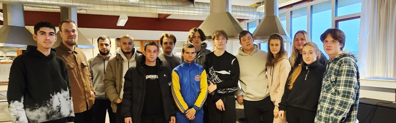 Samarbejde i Skagen hjælper unge ukrainere med job og integration gennem virksomhedspraktik og fællesskab