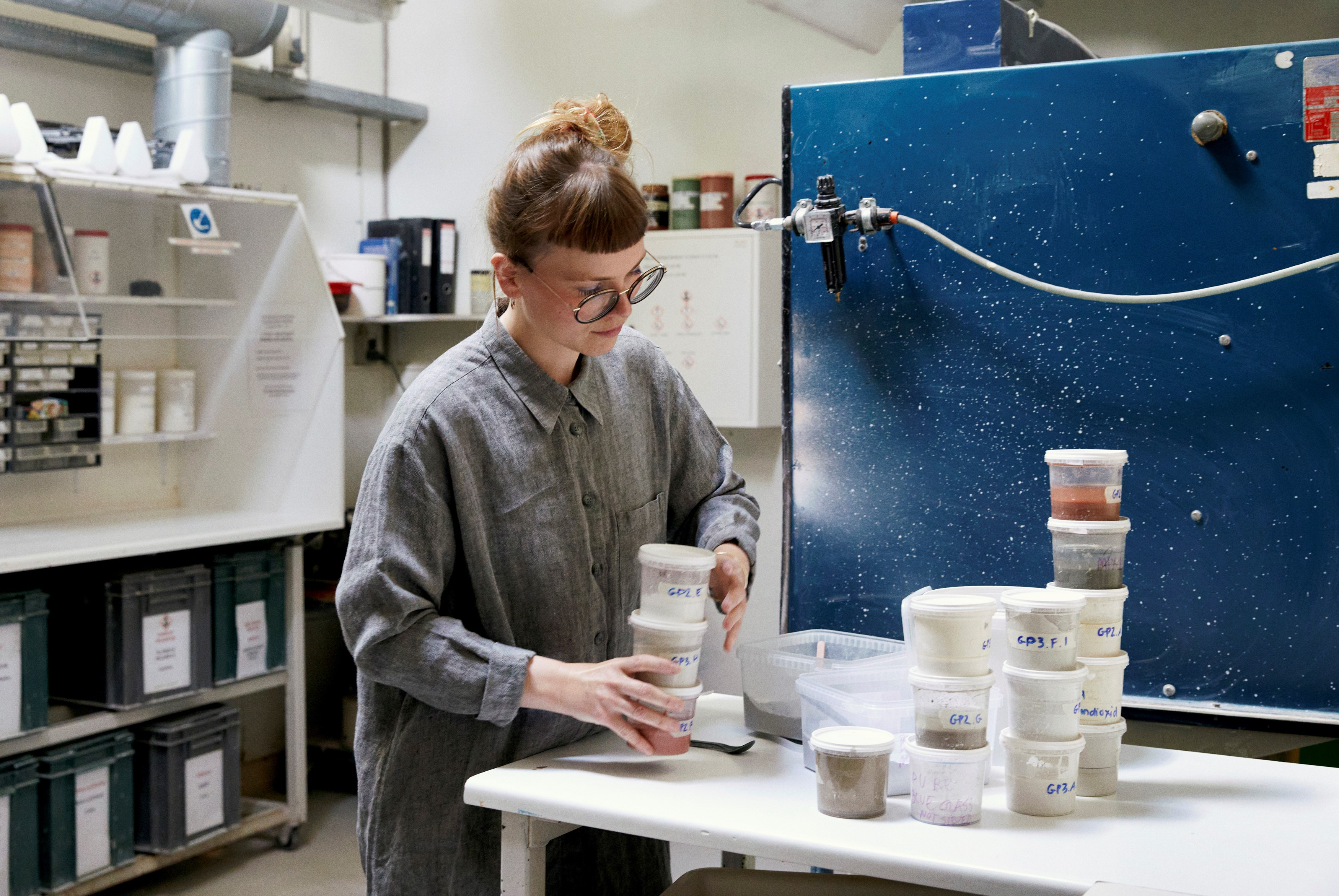 Refleksioner over bæredygtighed i keramik: Talk med Birgit Marie Østerby