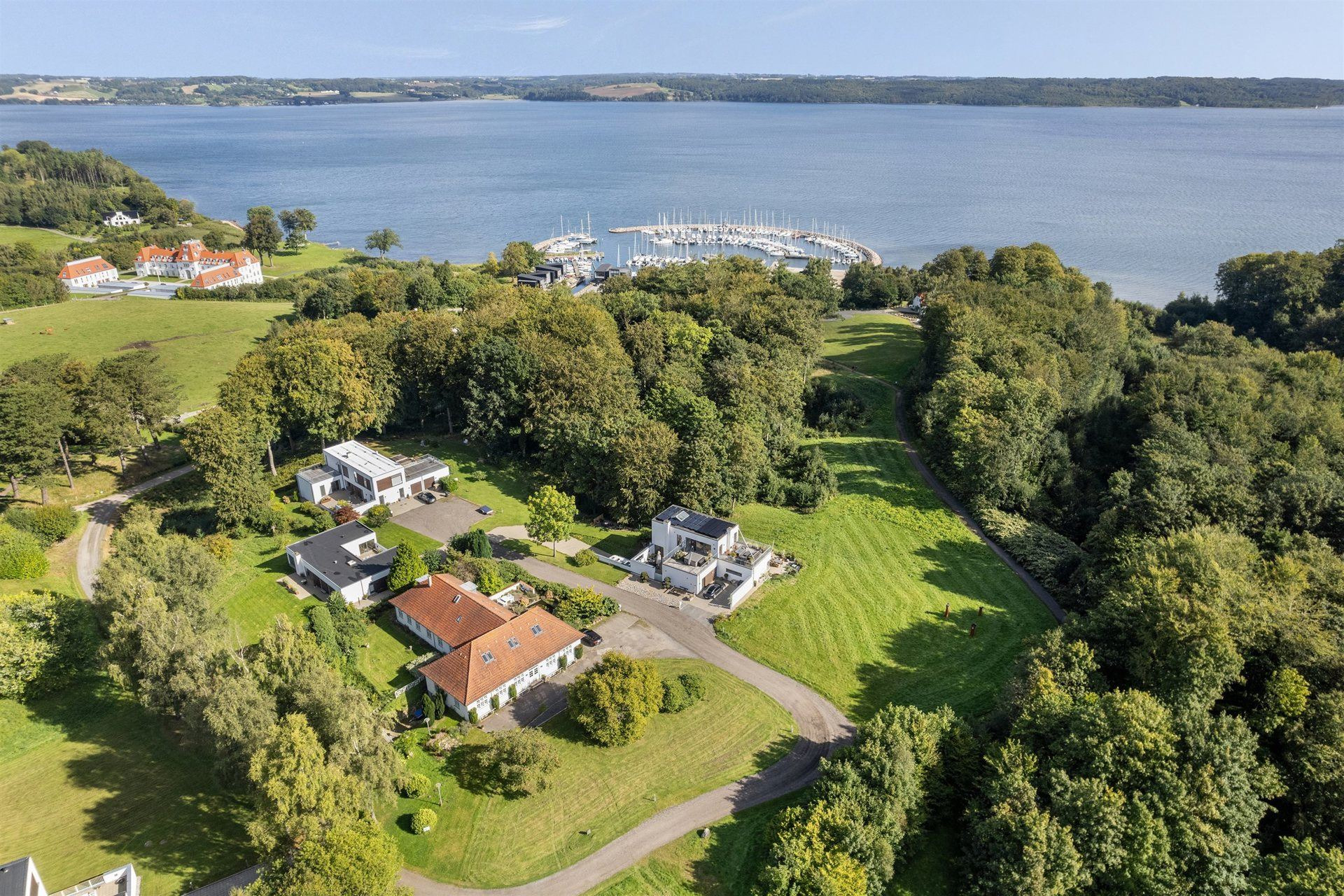 18,0  mio. kroner koster Dyrehaven 14, Brejning - se hvad der ellers er til salg i Børkop