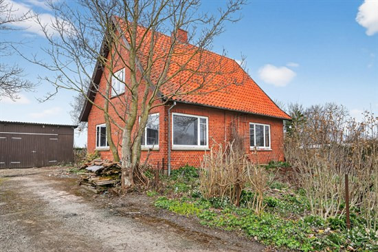 Ebberup Mose 15 er til salg for kun 1.350.000 kr.: Se de billigste boliger til salg i Vipperød her