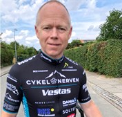 Tue fra Bagsværd cykler til tops i Pyrenæerne for en verden uden sclerose