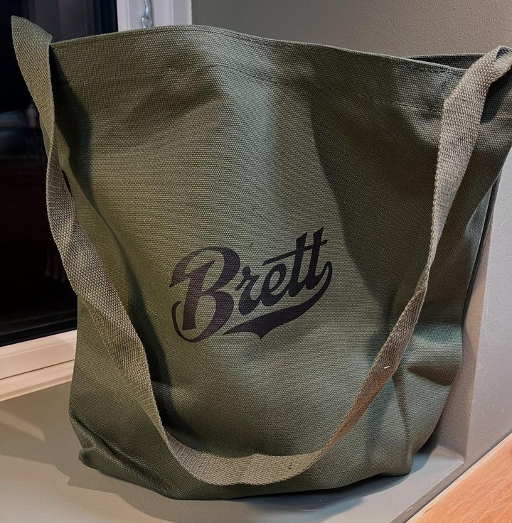 Byens optik forkæler kunder med julekonkurrence i adventsfejring