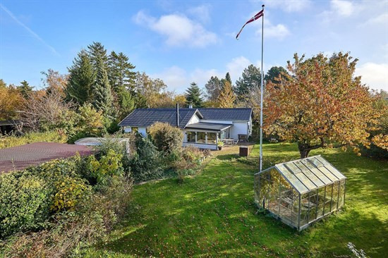 Udsholt Byvej 11C er til salg for kun 1.595.000 kr.: Se de billigste boliger til salg i Græsted her