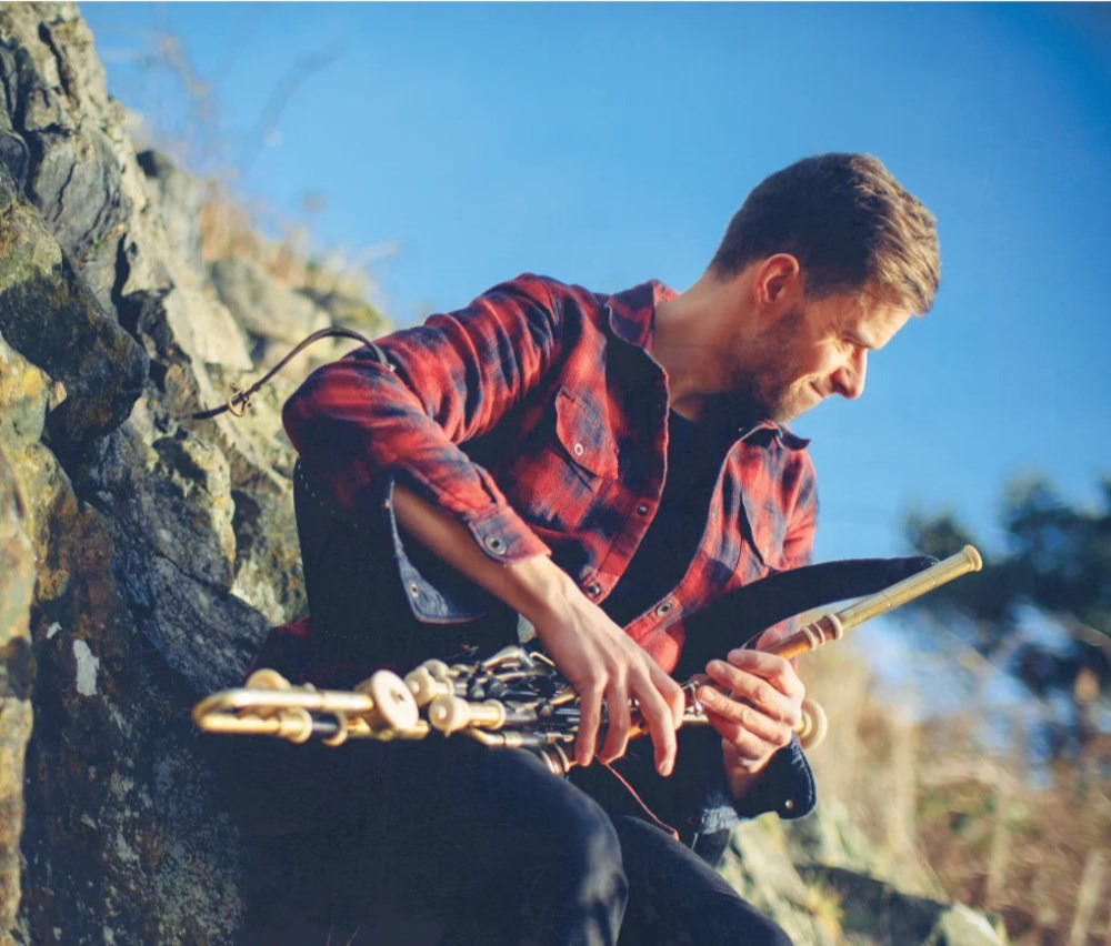 Calum Stewart bringer skotsk og irsk musik til Aarhus