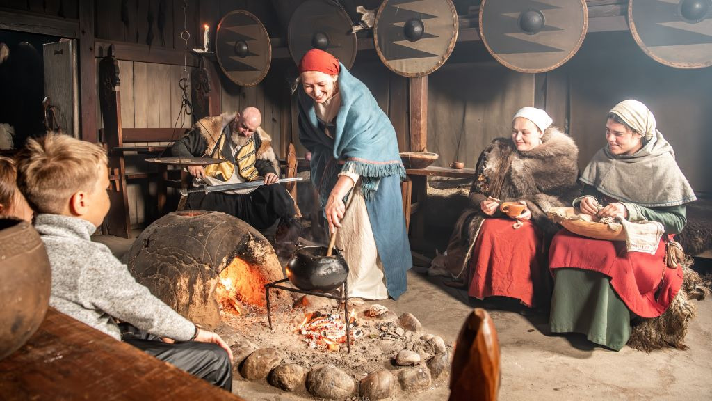Oplev vikingernes verden i Bork Vikingehavn