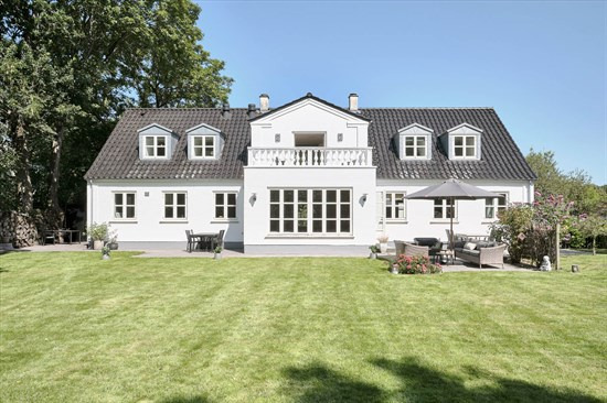 Tulshøjvej 80 og 3 andre boliger er kommet til salg denne uge i Højbjerg - se boligerne her.