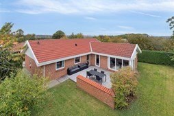 Råhøjvænget 38 og 1 anden boliger er kommet til salg denne uge i Viby J - se boligerne her.