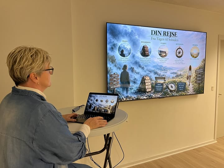 Klinik Dalen holdt foredrag, der blev til en samtale