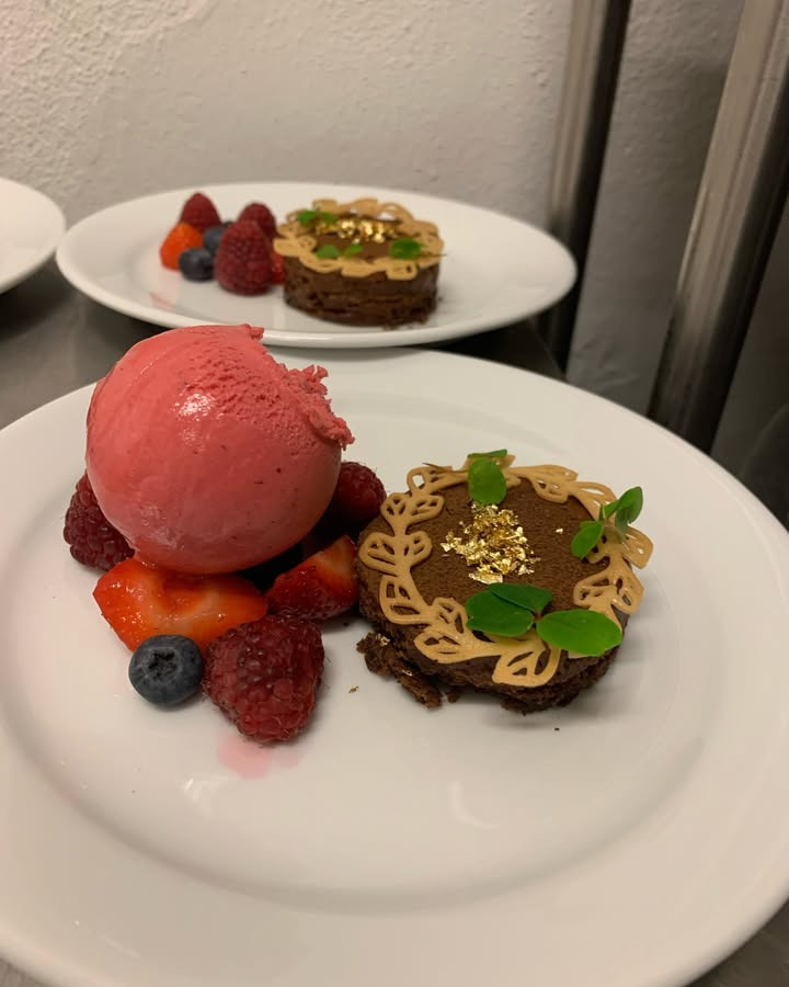 Frændes Madværk spørger: Sødt eller ost til dessert?