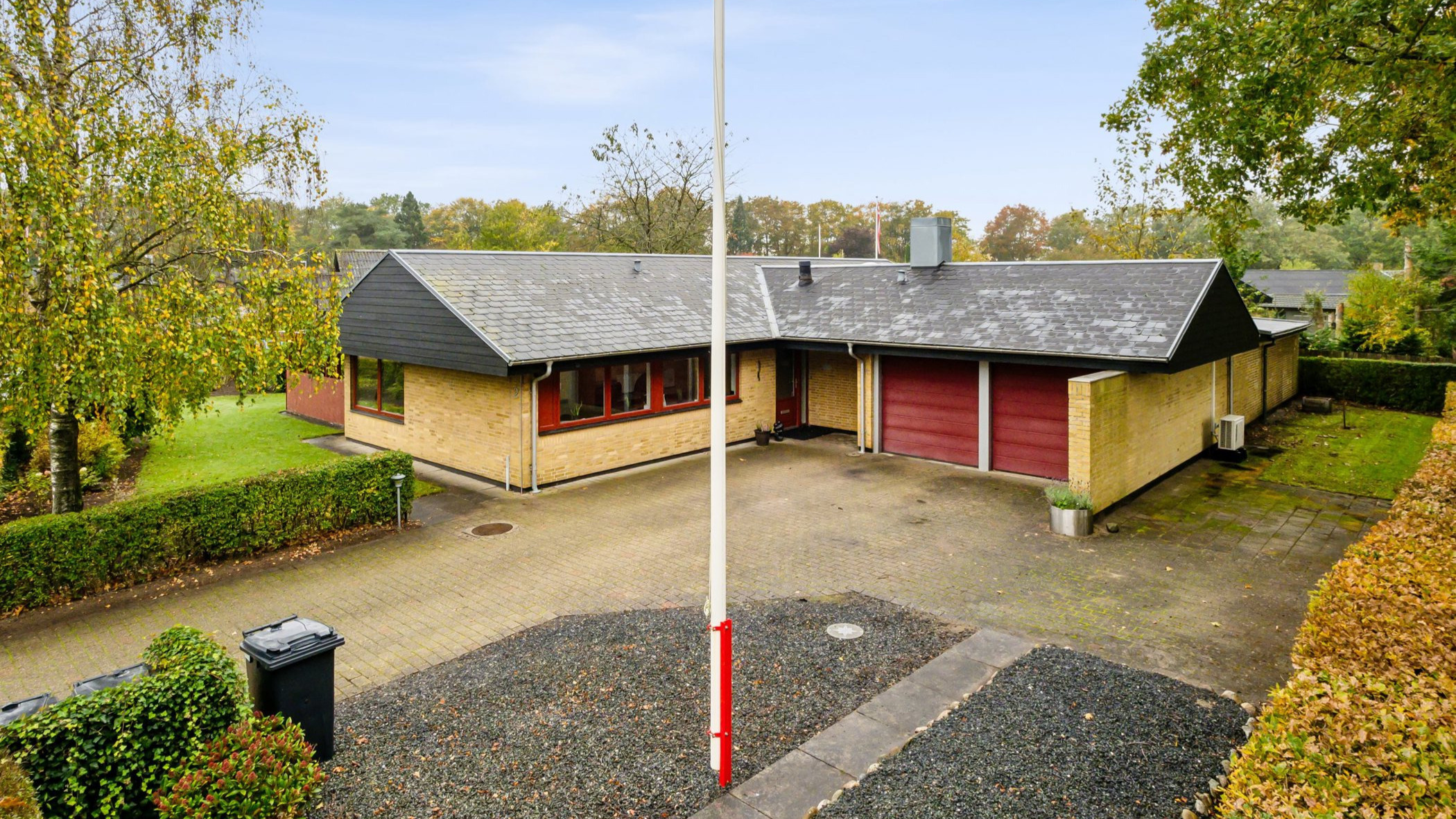 Til salg hos Nybolig Skive: Unik etplansvilla i Skive til salg for kun 1.225.000 kr.