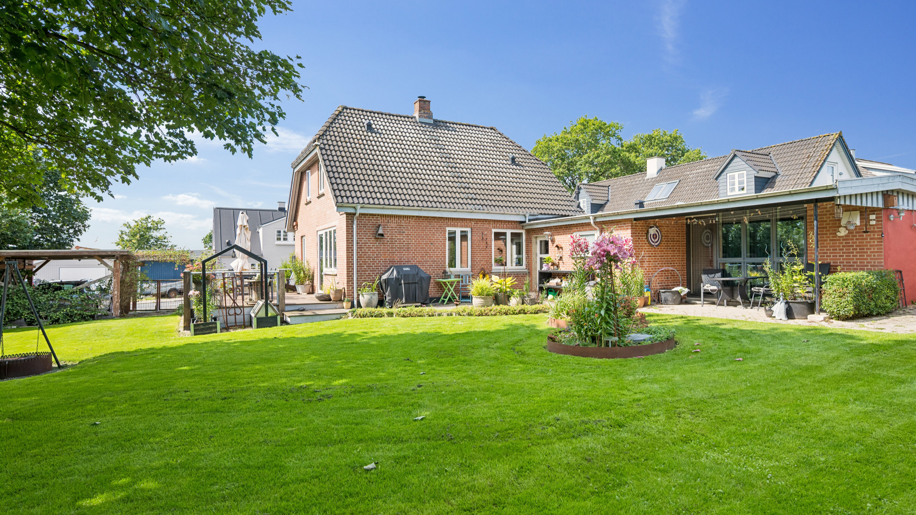 Ny pris: Indbydende naturvilla i Sorring byder på moderne komfort og stærkt fællesskab