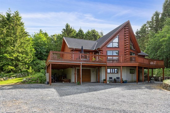 Top 6 over dyreste boliger til salg i Vissenbjerg. Priser op til 4.895.000 kr