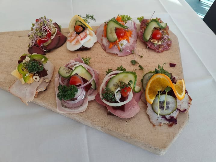 Thy Mad & Fest: Bestil smørrebrød til nytårsaften inden deadline