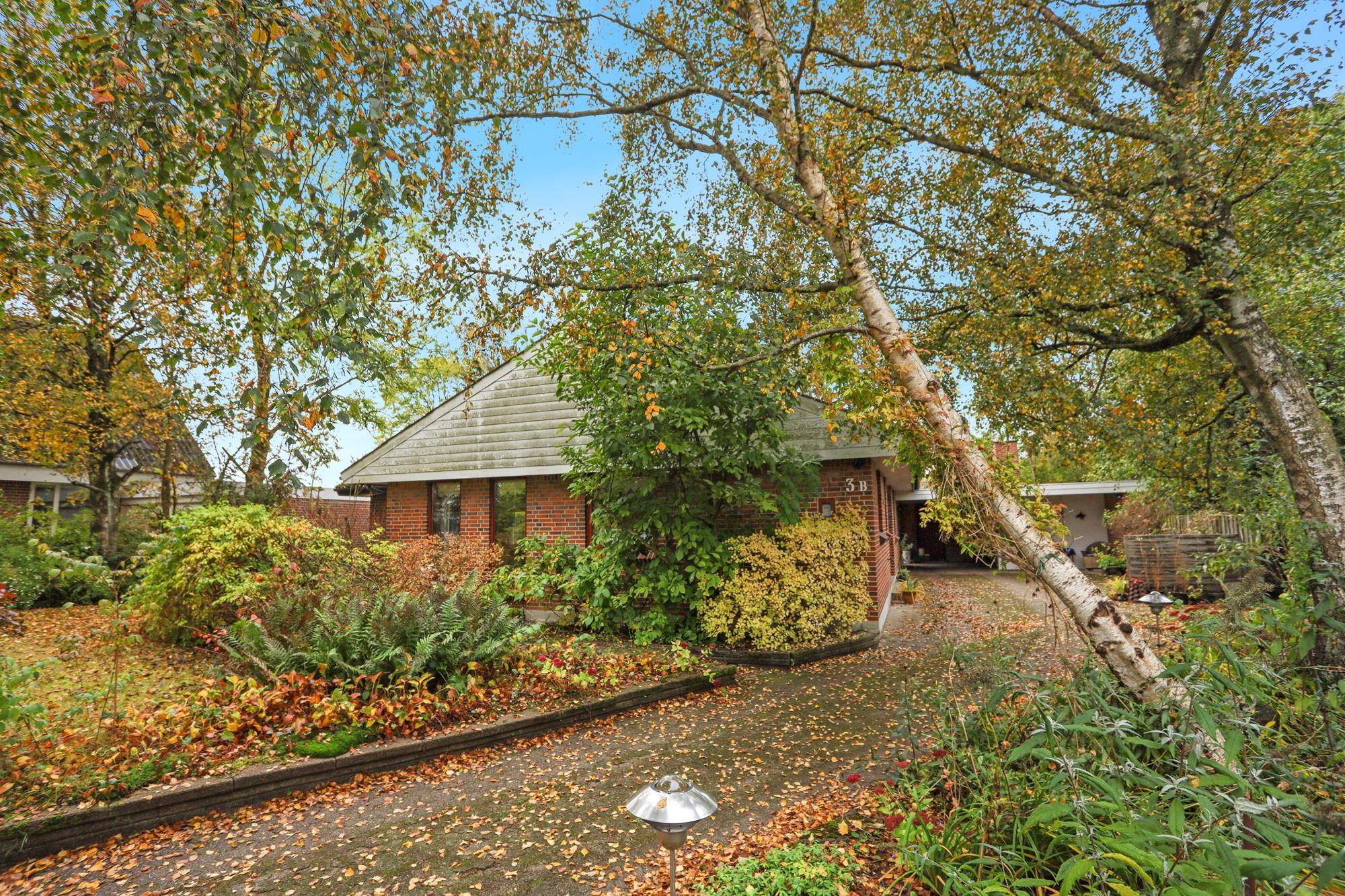 Charmerende familievilla med skøn have og ugeneret beliggenhed