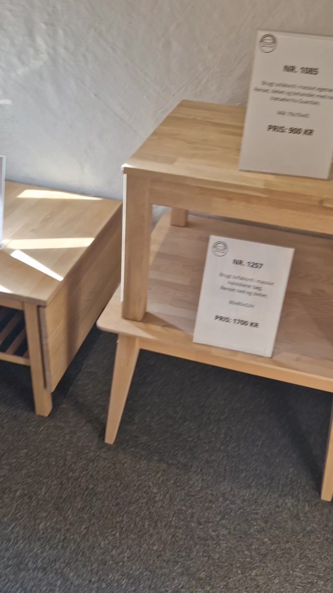 Hovelind Møbler inviterer indenfor i butikken i Thisted