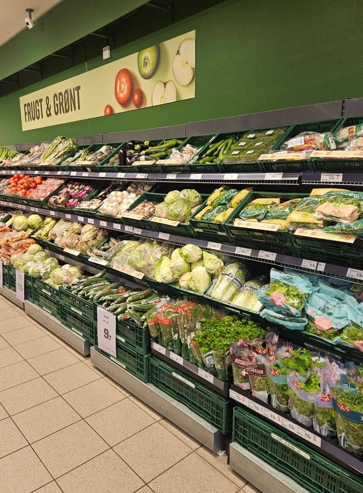 Rema1000 Gærumvej byder på frisk frugt og grønt til Frederikshavn