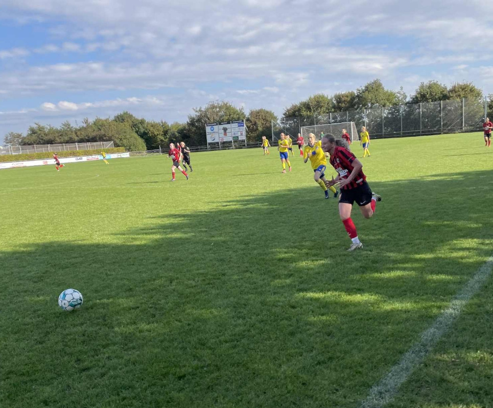 Sølve skinner i Hjerting IF Kvinders 4-2 sejr mod Aabenraa BK