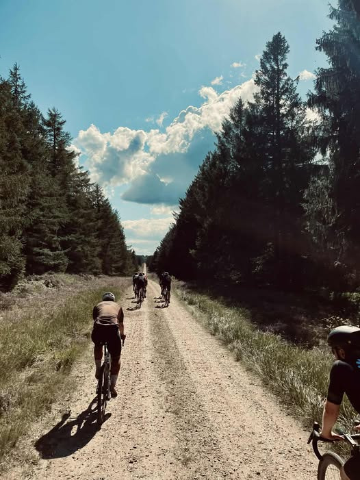 Bike-pit inviterer til tirsdagsgrus og solnedgangscykling