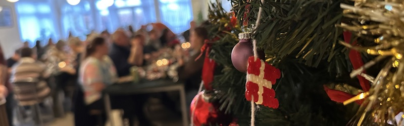 Fælles julefrokost samler væresteder i Frederikshavn Kommune og styrker fællesskabet på tværs