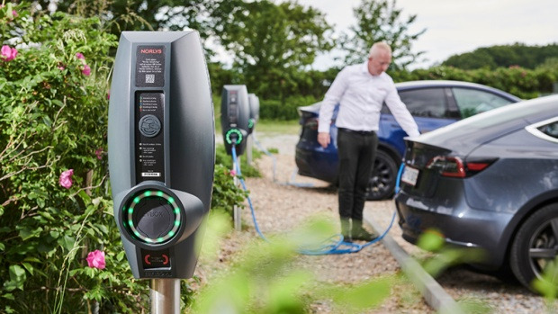 Norlys sikrer 200 ladepunkter til elbiler i Holstebro Kommune som led i klimavenlige tiltag