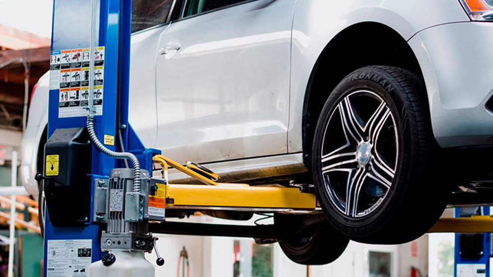 Jørgen Laursen A/S søger tekniker til personvognsværksted i Viborg