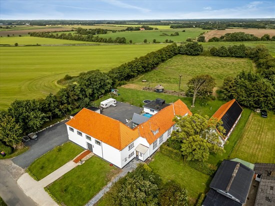 Top 6 over dyreste boliger til salg i Løgumkloster. Priser op til 4.495.000 kr