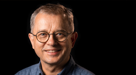 Fællessang og fortællinger med Per Krøis Kjærsgaard i Rødding