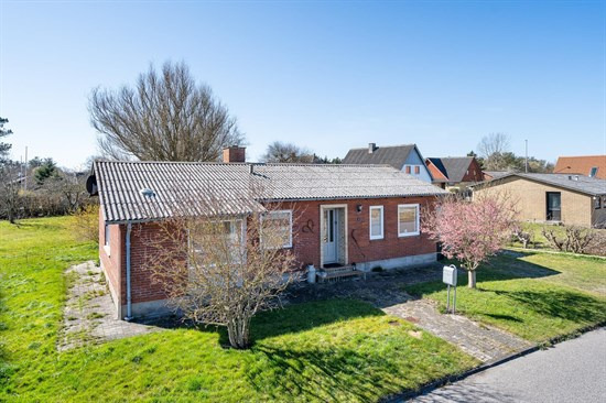 Lønstrupvej 16 er til salg for kun 295.000 kr.: Se de billigste boliger til salg i Løkken her