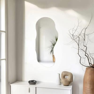 Restparti af vægspejle til specialpris hos Min Købmand Øster Bjerregrav