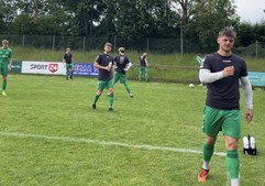 Tst Fodbold besejrer Aarhus 1900: "Nu begynder det at dufte af oprykning"