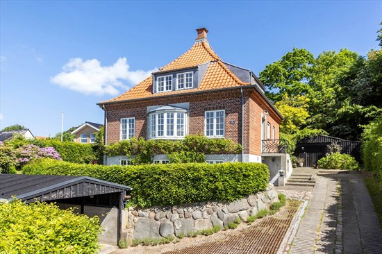 Frederiksdal Alle 12A og 3 andre boliger er kommet til salg denne uge i Skive - se boligerne her.