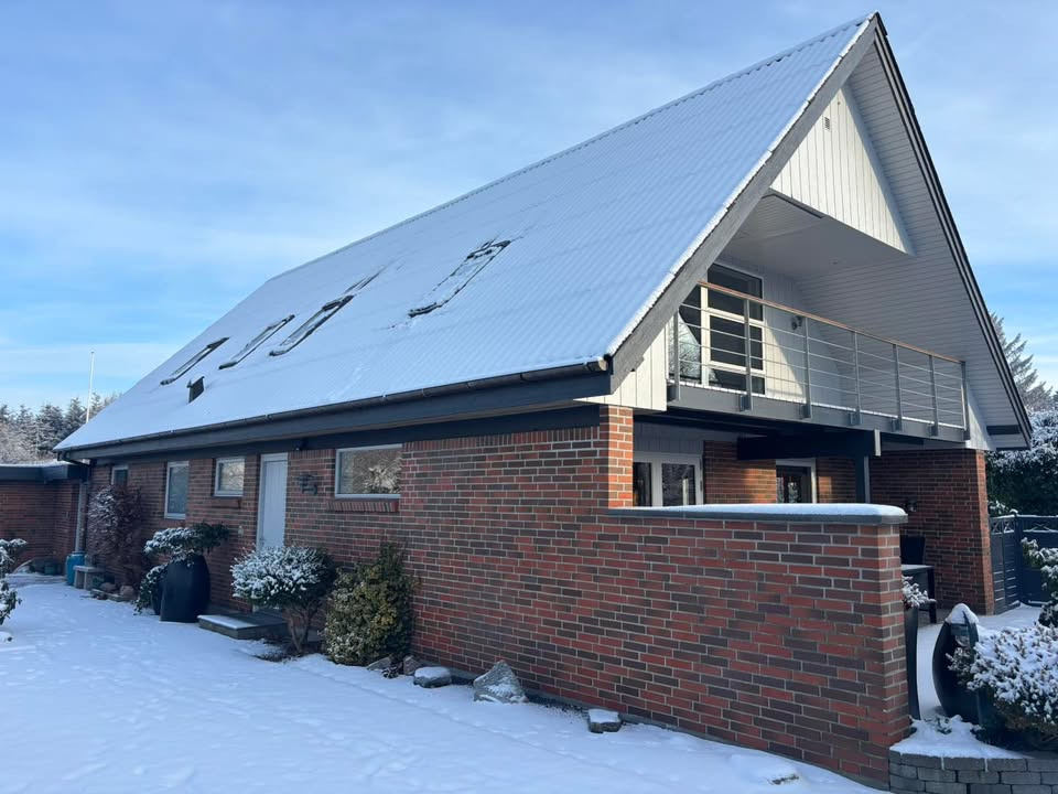 RCN Bolig Silkeborg annoncerer rummelig villa til salg i Sejs-Svejbæk