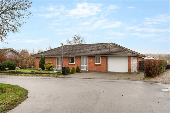 Bøgegårdsvej 25 og 1 anden boliger er kommet til salg denne uge i Søndersø - se boligerne her.